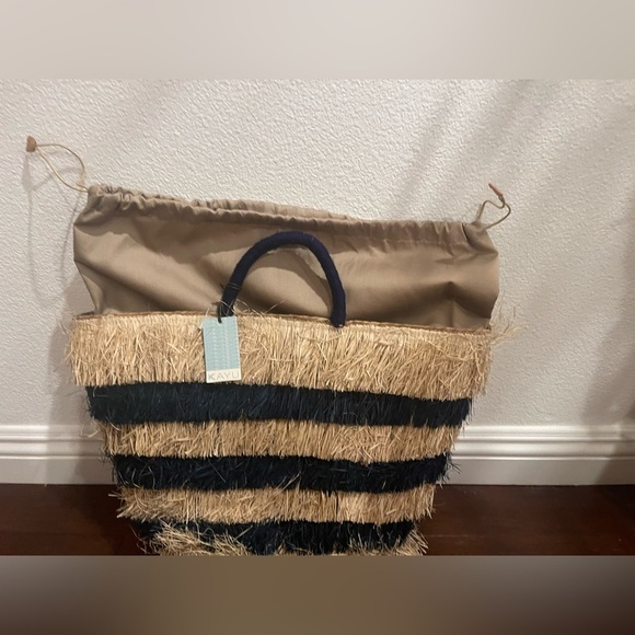nwt kayu Tan and navy blue stripe Straw Tote Bag - Picture 4 of 8